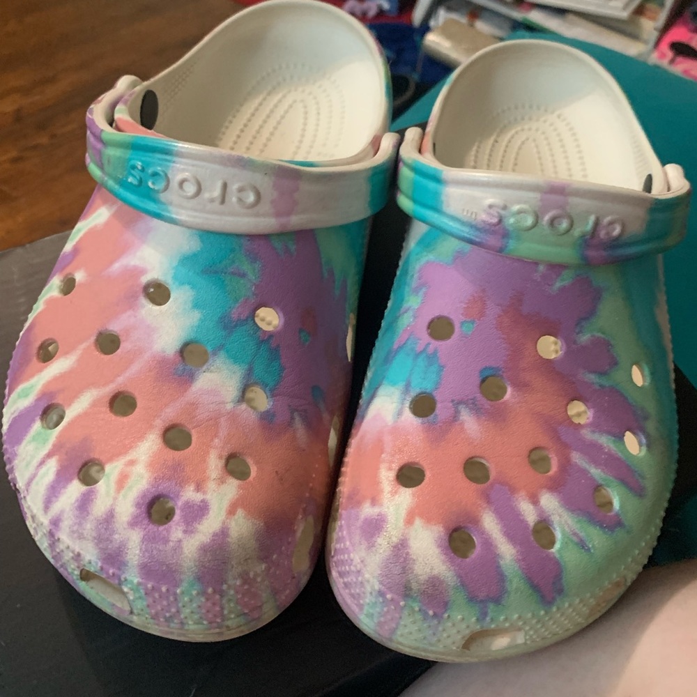 tie dye crocs